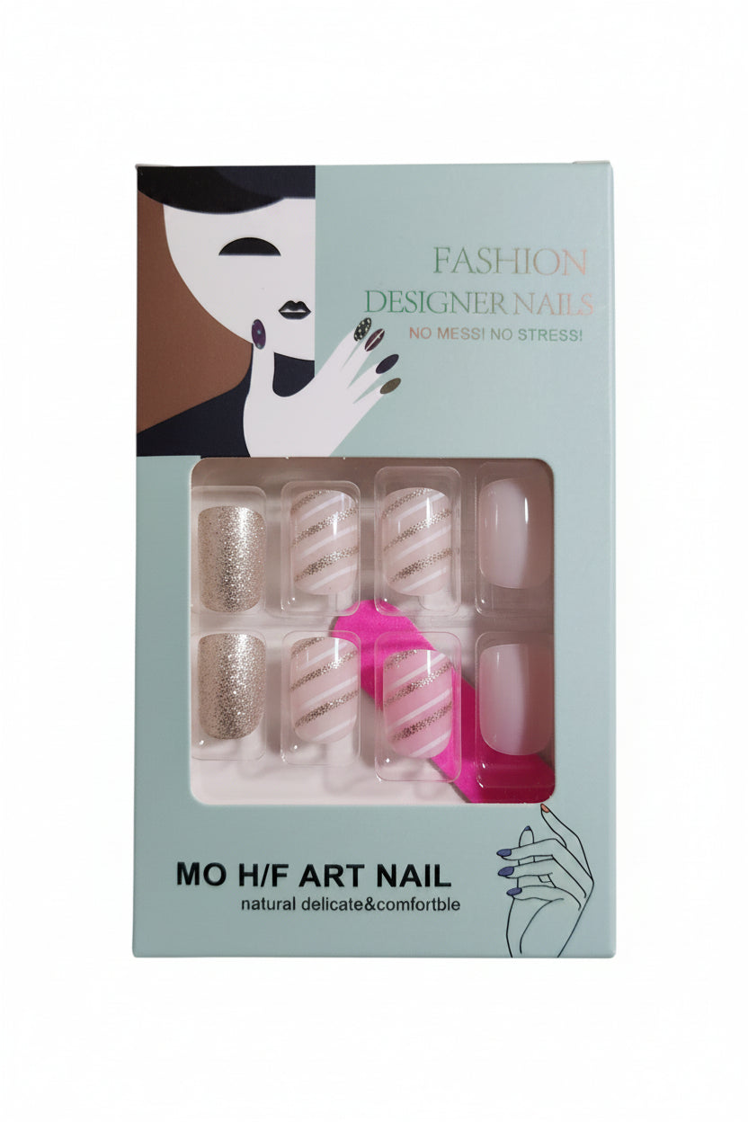 Faux ongles argent pailleté et rayures dorées – 24 pièces avec colle
