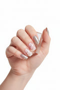 Faux ongles argent pailleté et rayures dorées – 24 pièces avec colle